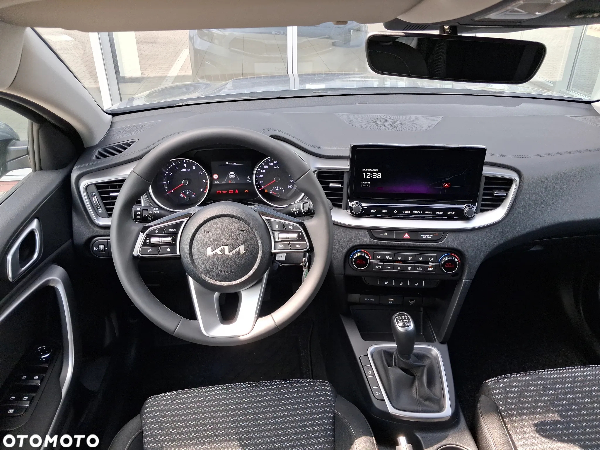 Kia XCeed 1.5 T-GDI M - 6