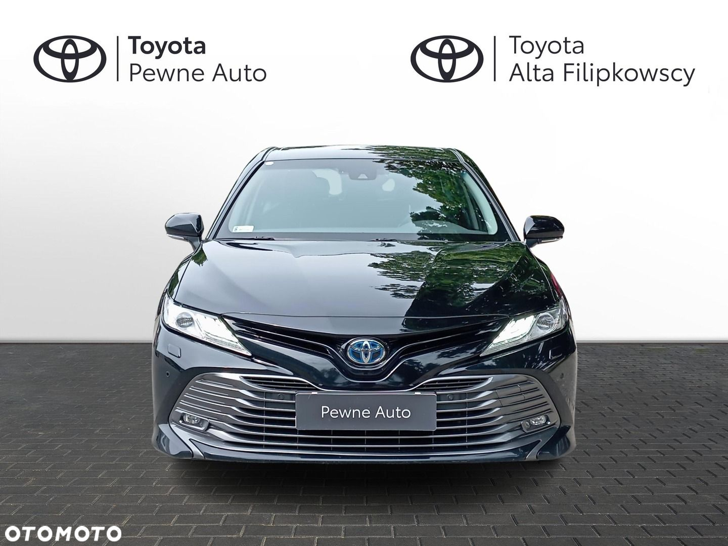 Toyota Camry - 8