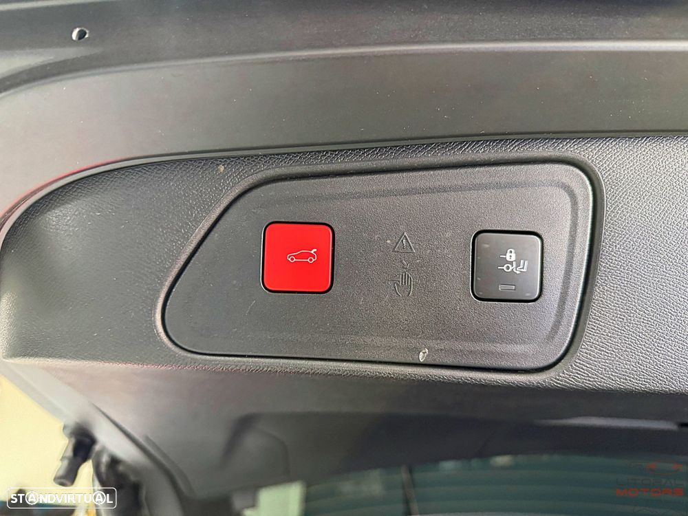 Peugeot 3008 1.2 PureTech Allure Pack EAT8 - 12