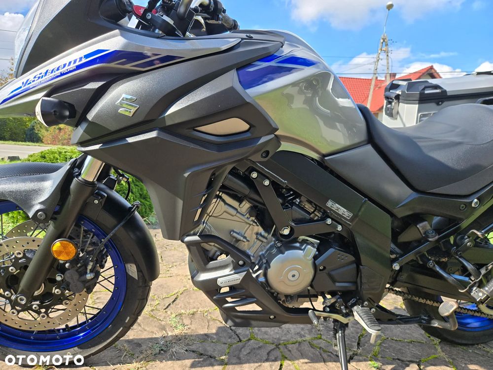 Suzuki V-STROM - 14