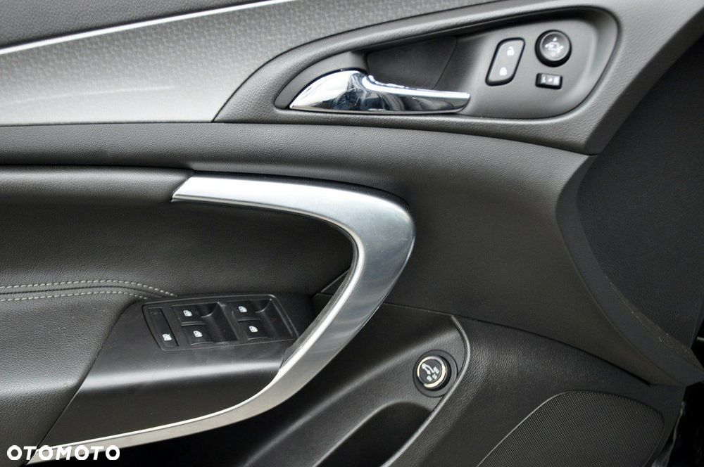 Opel Insignia - 37