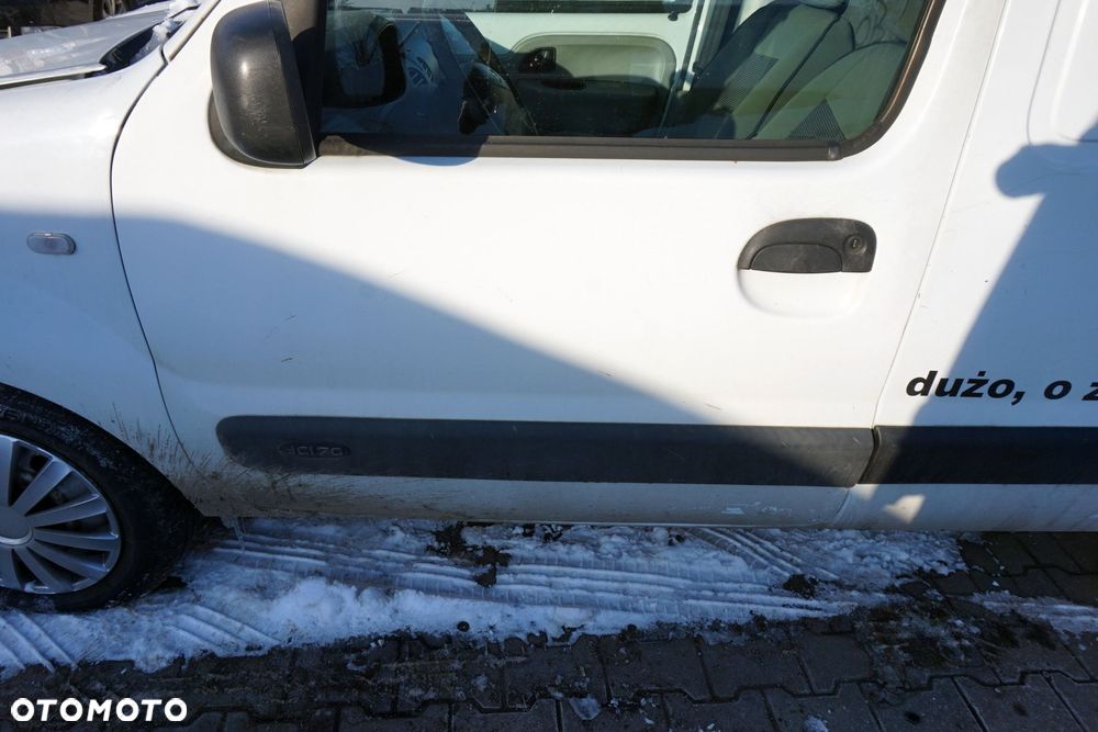DRZWI PRZEDNIE LEWE KANGOO I PH2 LIFT O389  BIAŁY RENAULT 2003-2008 - 3
