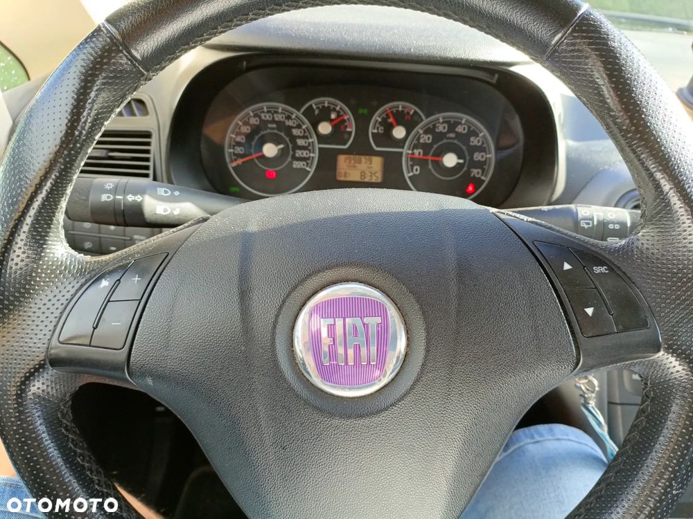 Fiat Grande Punto 1.4 8V Active - 12