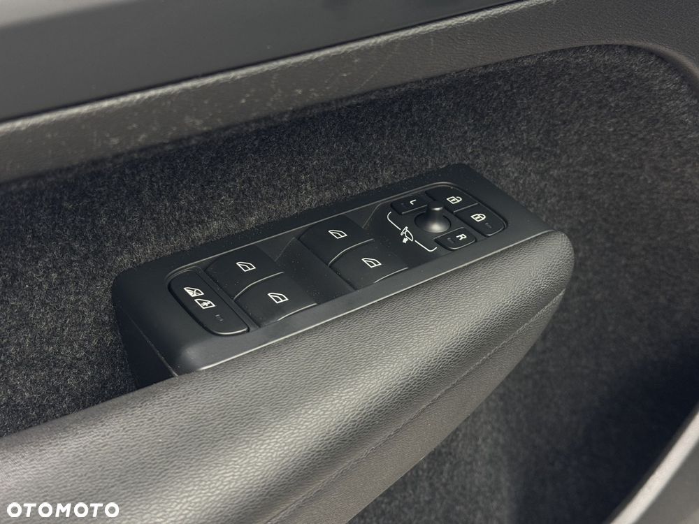 Volvo XC 40 T4 Plug-In Hybrid Core - 21
