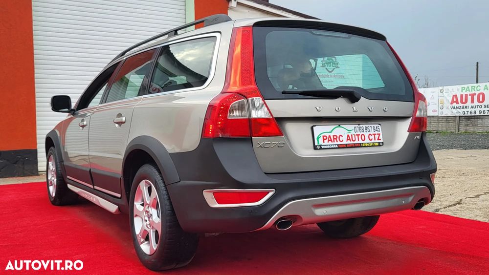 Volvo XC 70 - 4