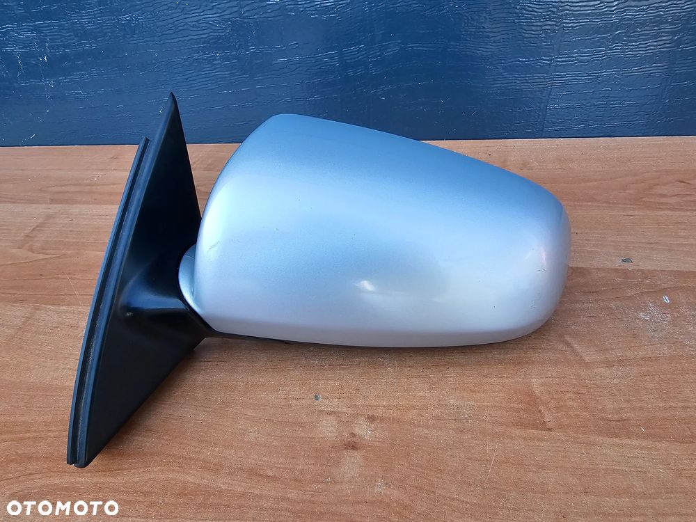 LUSTERKO LEWE AUDI A4 B7 5 PIN EUROPA - 5