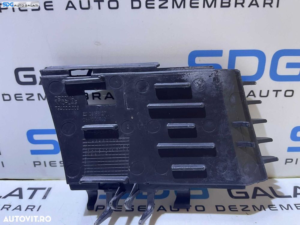 Grila Ornament Proiector Ceata Stanga Spoiler Bara Fata Opel Vectra C Non Facelift 2002 - 2005 Cod 09186127 0551004542 [L7915] - 4