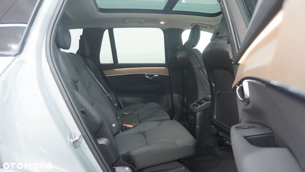 Volvo XC 90 T8 AWD Recharge Plus Dark - 25