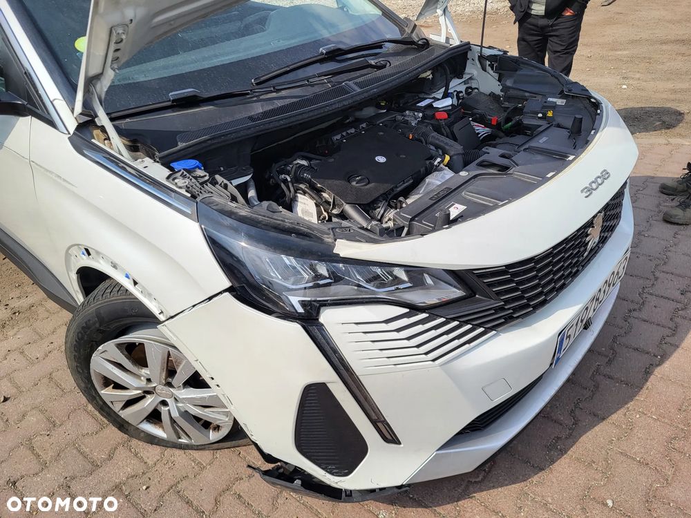Peugeot 3008 BlueHDi 130 Stop & Start EAT8 Allure - 26