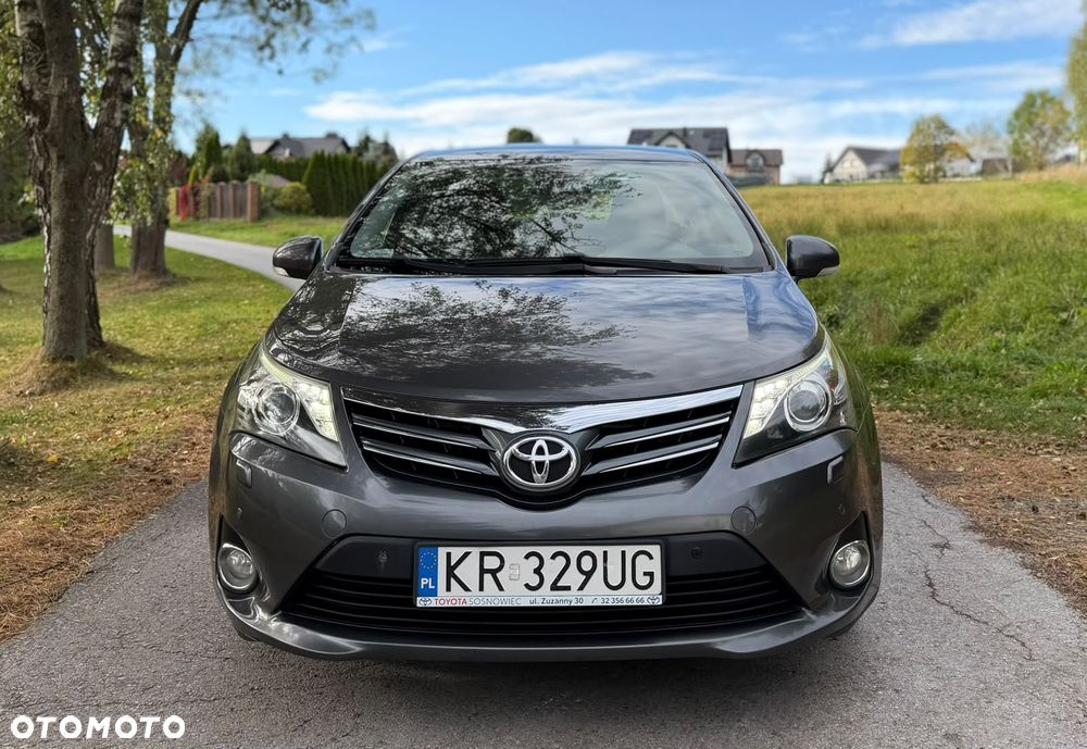 Toyota Avensis 2.2 D-4D Premium - 3