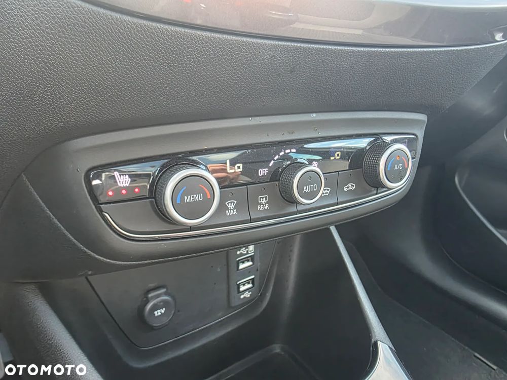 Opel Crossland X 1.2 T GPF Elite S&S - 27