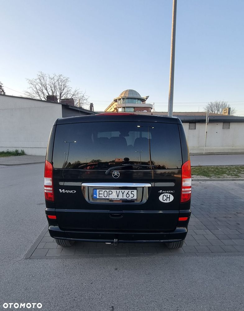 Mercedes-Benz Viano - 18