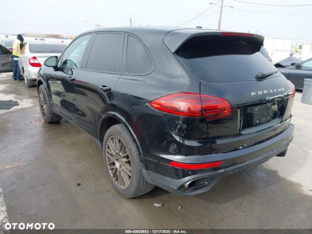 Porsche Cayenne Platinum Edition - 3