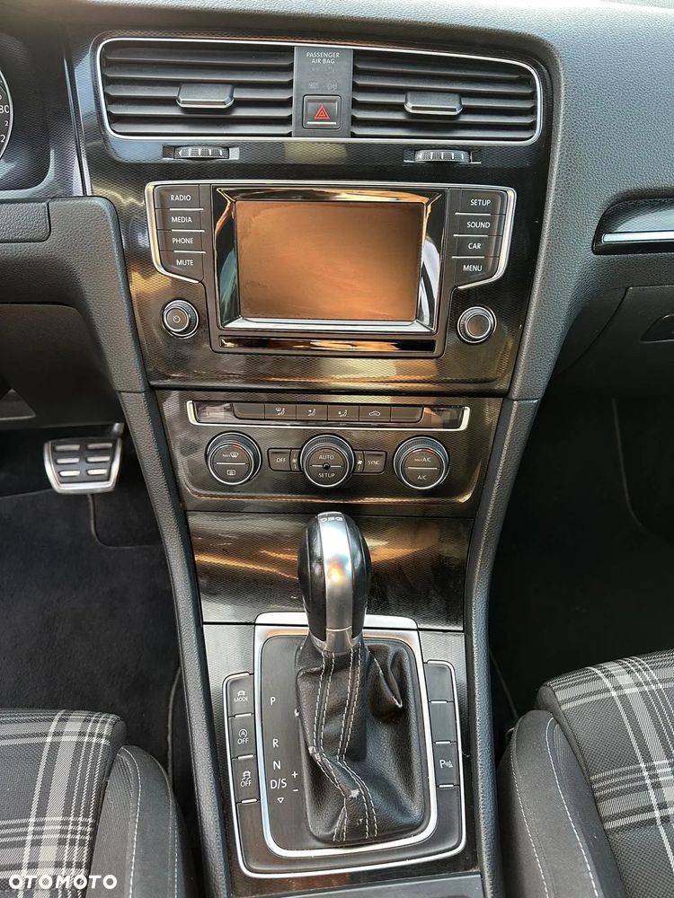 Volkswagen Golf 2.0 TDI BMT GTD DSG - 8