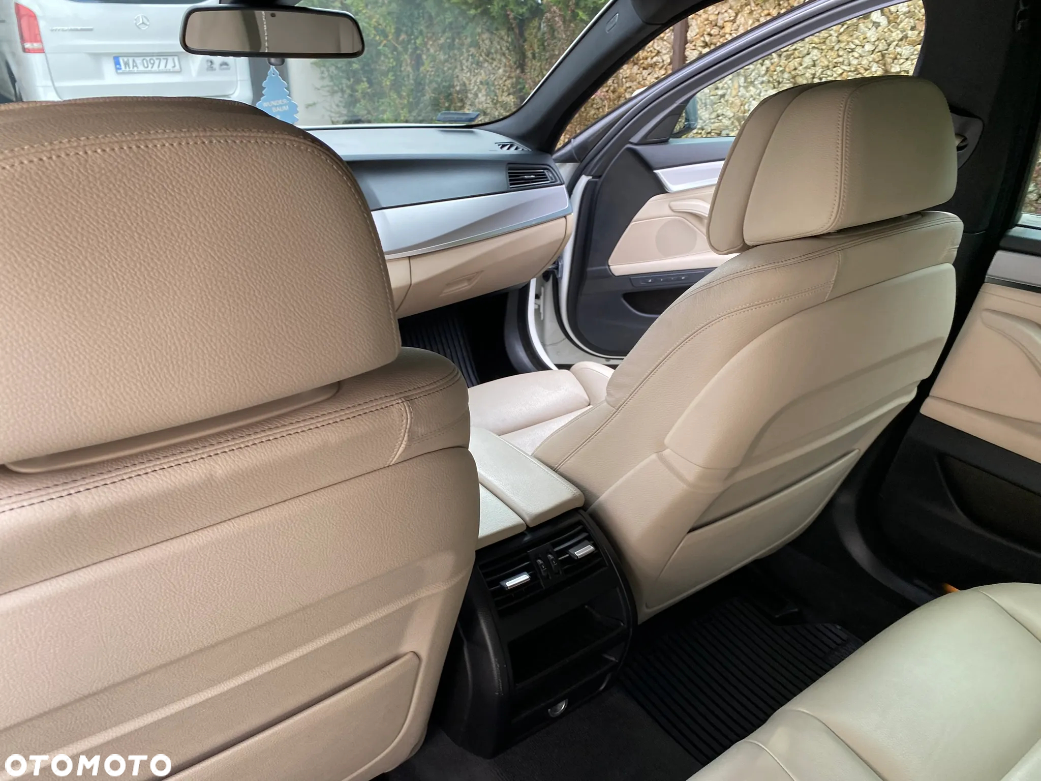 BMW Seria 5 520d xDrive Luxury Line - 13