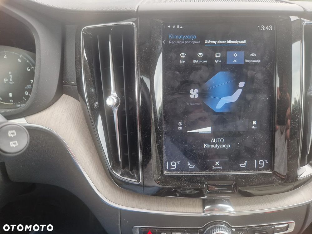 Volvo XC 60 - 18