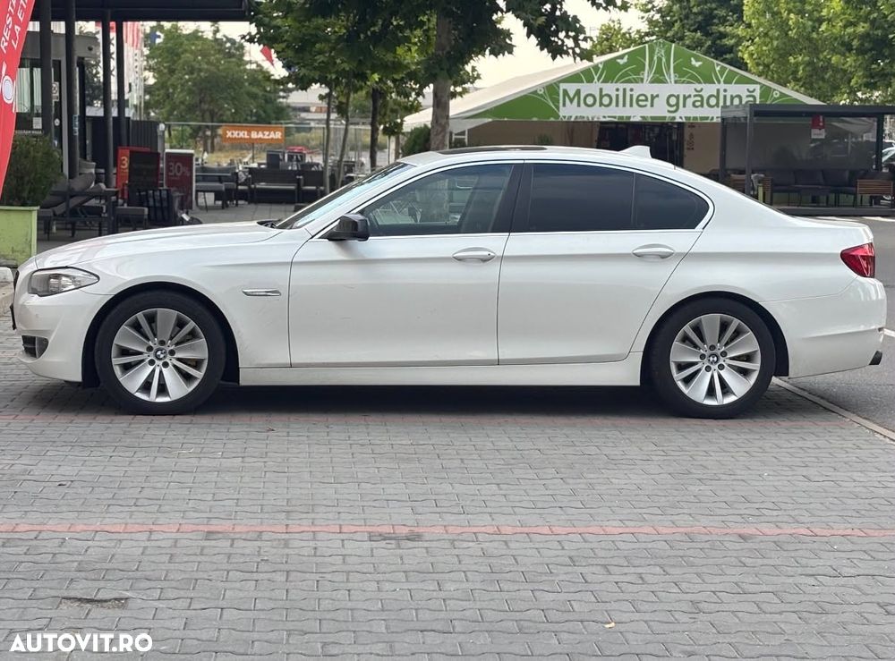 BMW Seria 5 520d - 12