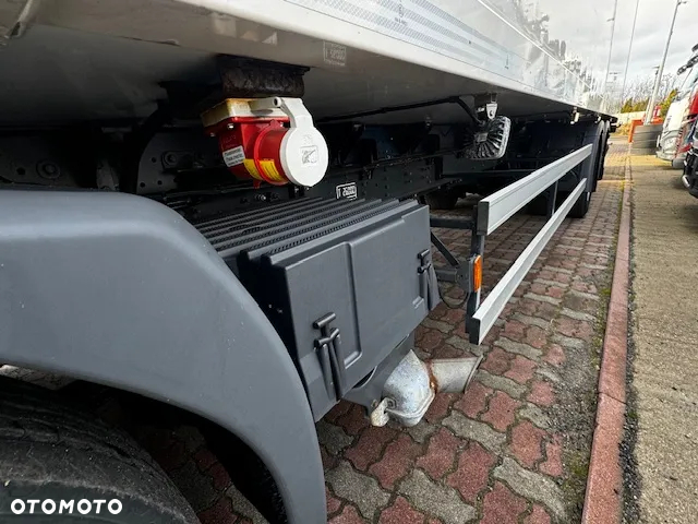Scania P 320 6x2 Chłodnia 24pal Euro6 Super Stan - 8