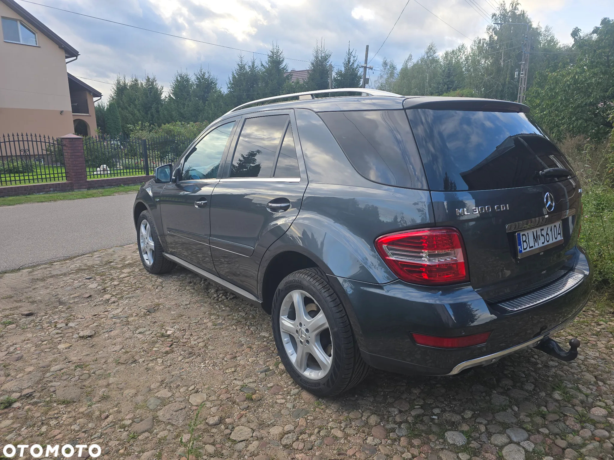 Mercedes-Benz ML - 11