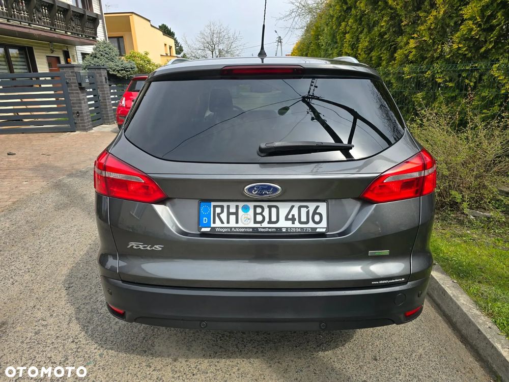 Ford Focus 1.0 EcoBoost Titanium - 9