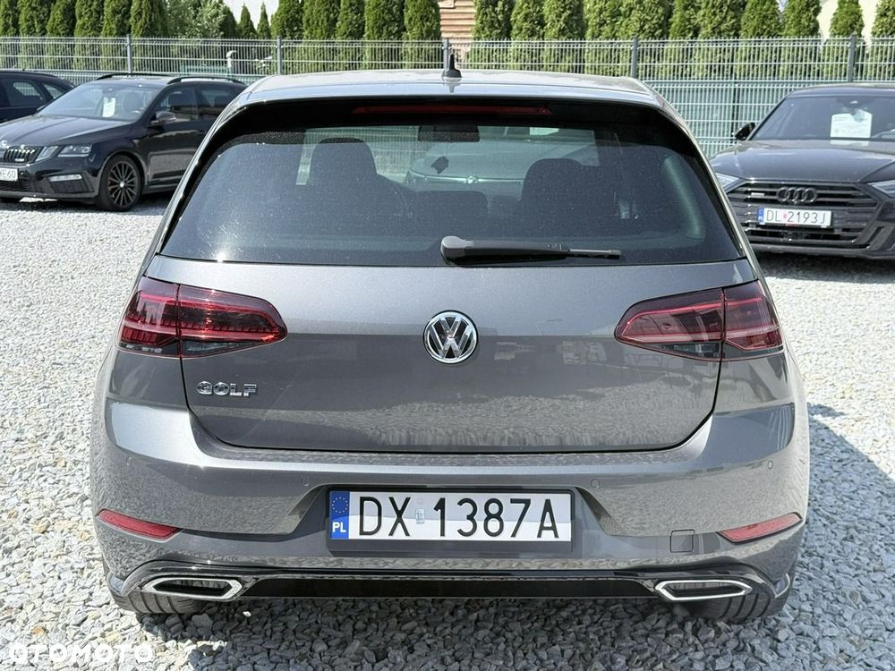 Volkswagen Golf 1.5 eTSI OPF DSG R-Line - 8