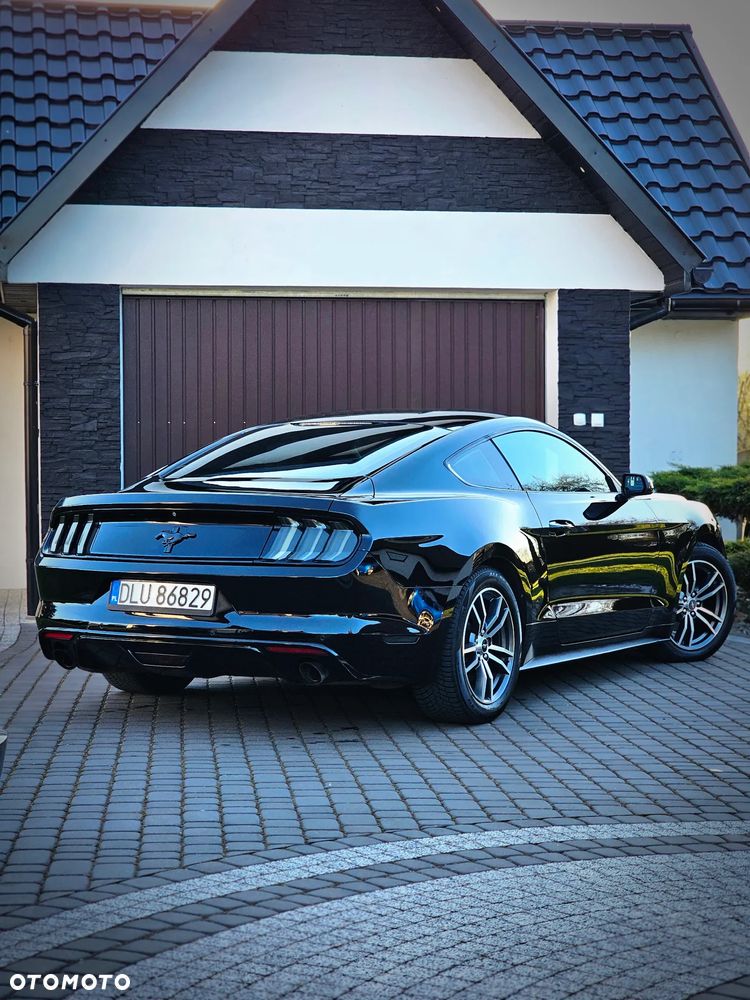 Ford Mustang 3.7 V6 - 4