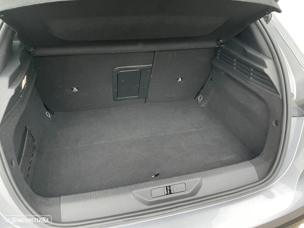 Peugeot 308 1.6 Hybrid GT Pack e-EAT8 - 15