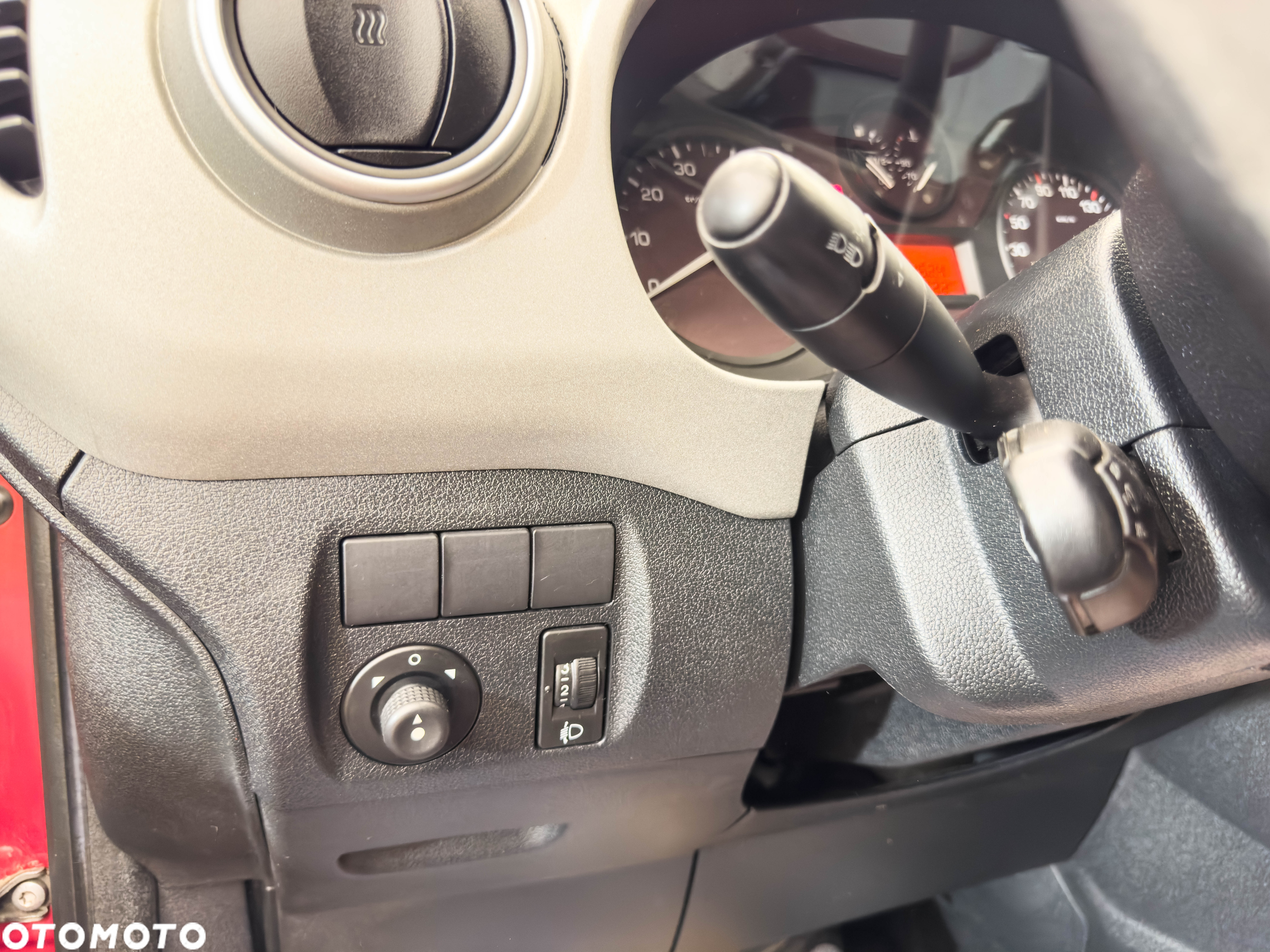 Citroën Berlingo 1.6 HDi 90 FAP CoolTech - 29
