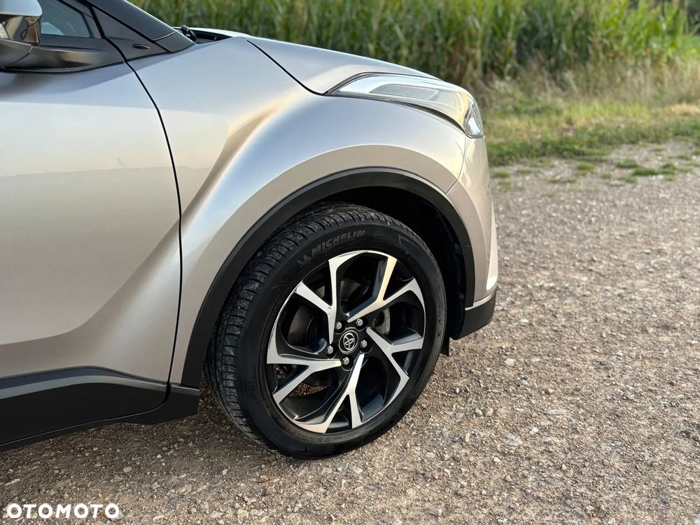Toyota C-HR 1.2 T Dynamic - 19