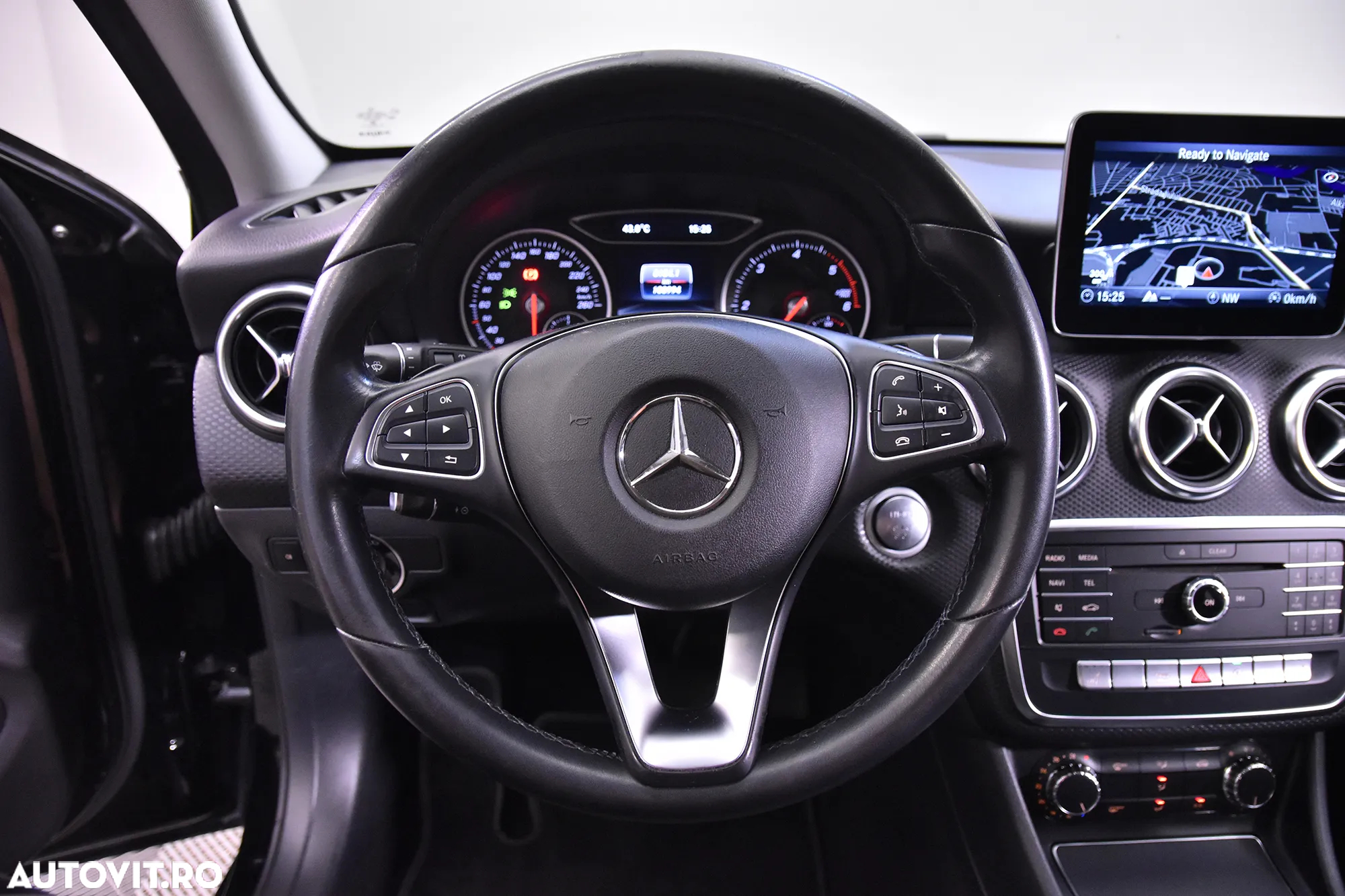 Mercedes-Benz A 180 d 7G DCT - 16