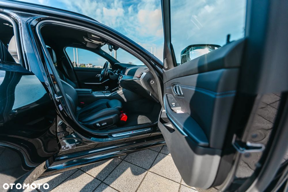 BMW Seria 3 320e M Sport sport - 16