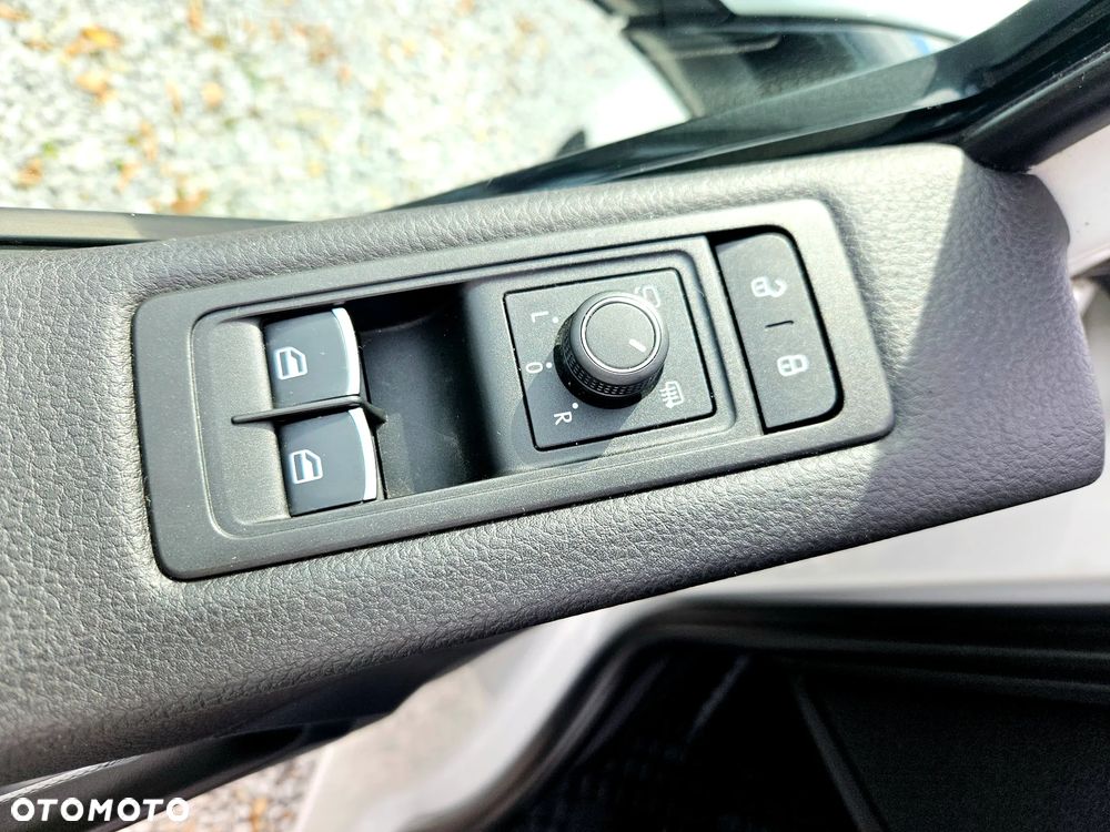 Volkswagen Multivan 2.0 BiTDI L1 Highline 4Motion DSG - 28