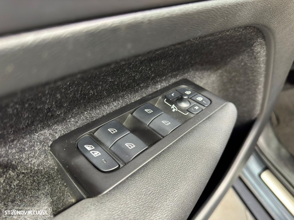 Volvo XC 40 1.5 T5 PHEV Inscription - 15