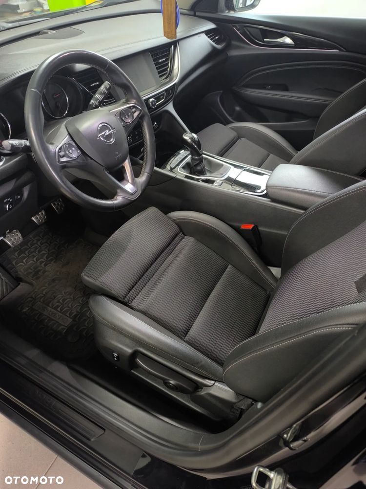 Opel Insignia 2.0 CDTI Innovation S&S - 23