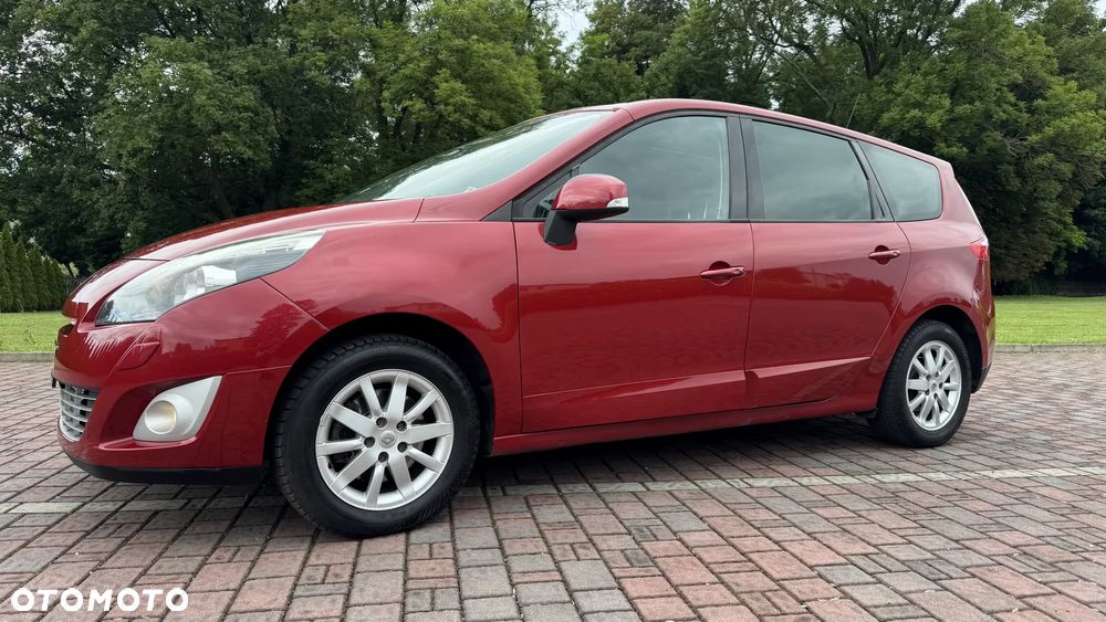 Renault Grand Scenic Gr 1.6 16V Luxe Privilege - 4