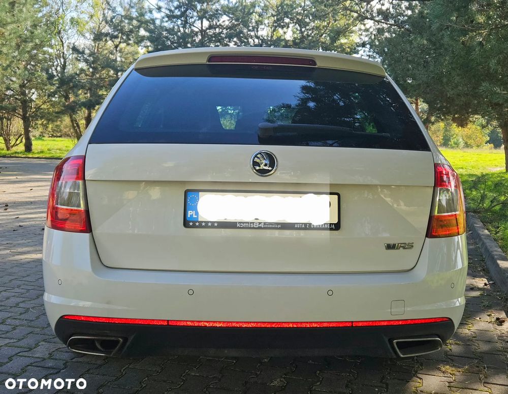 Skoda Octavia 2.0 TDI RS DSG - 6