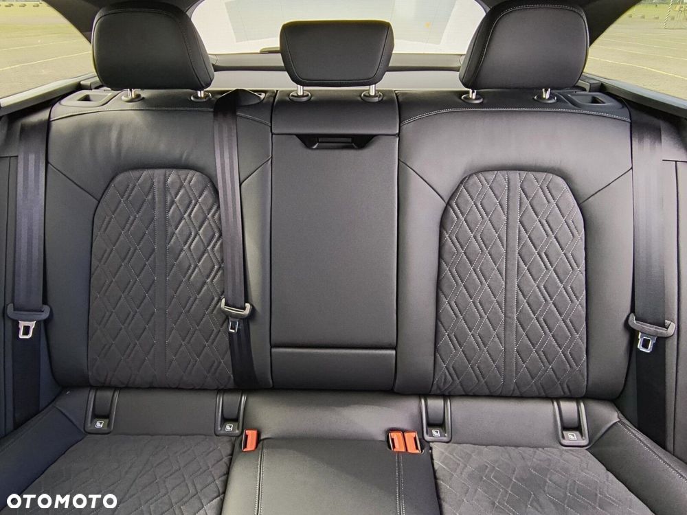 Audi A6 Avant - 33