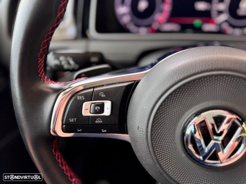 VW Golf 2.0 TSI GTI DSG Performance - 24