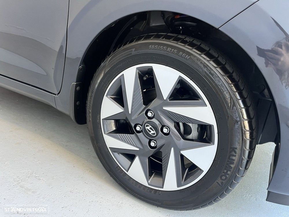 Hyundai i10 1.0 Comfort AMT - 13