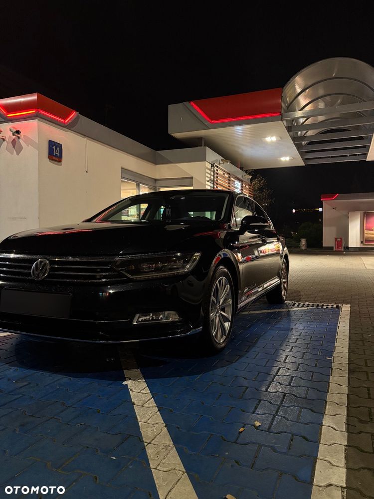 Volkswagen Passat - 15
