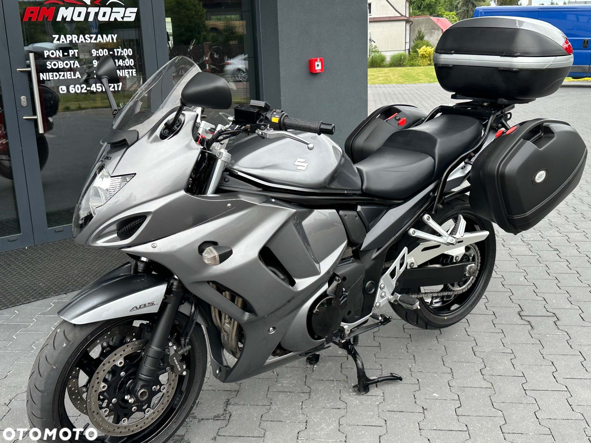 Suzuki GSX - 40