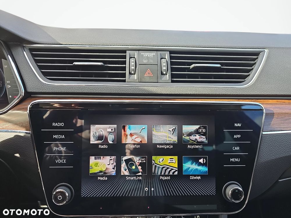 Skoda Superb 2.0 TDI SCR 4x4 Scout DSG - 18