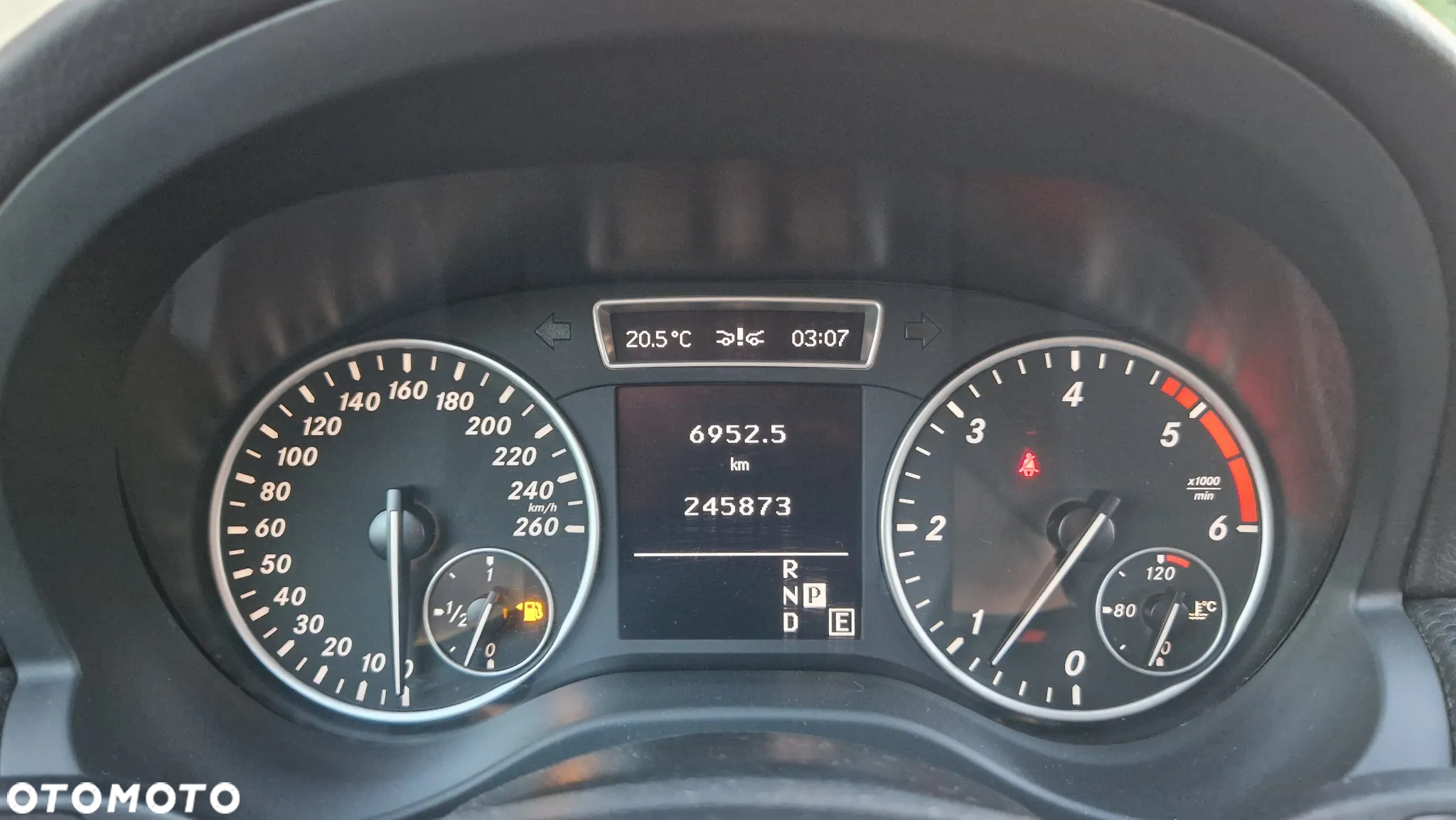 Mercedes-Benz Klasa A 180 CDI (BlueEFFICIENCY) 7G-DCT - 14