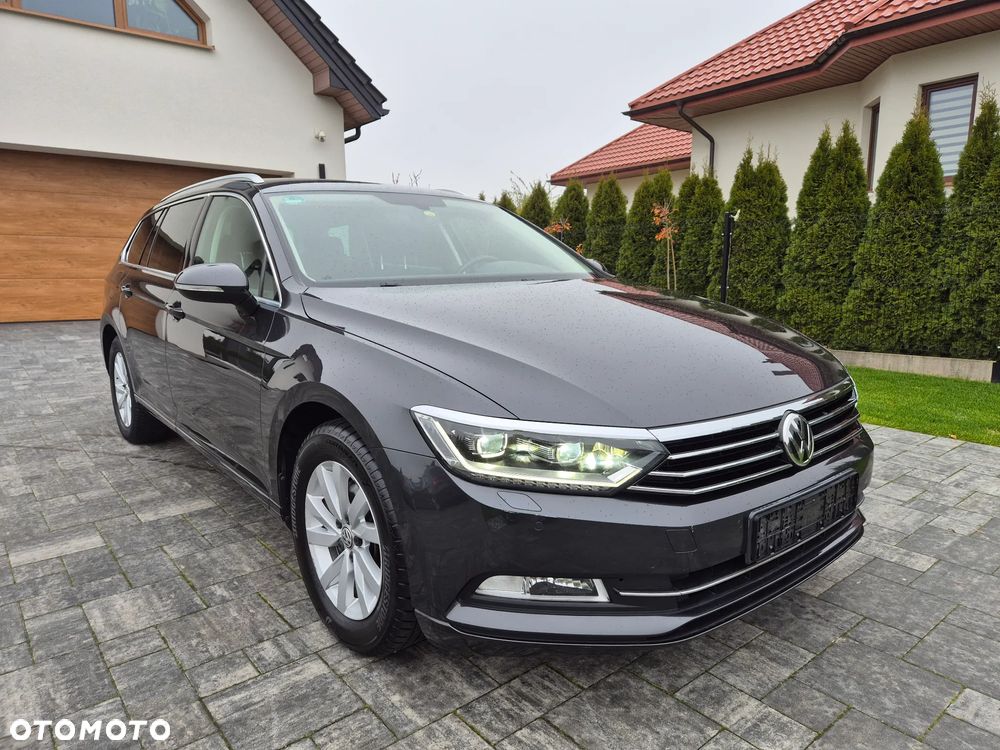 Volkswagen Passat - 19