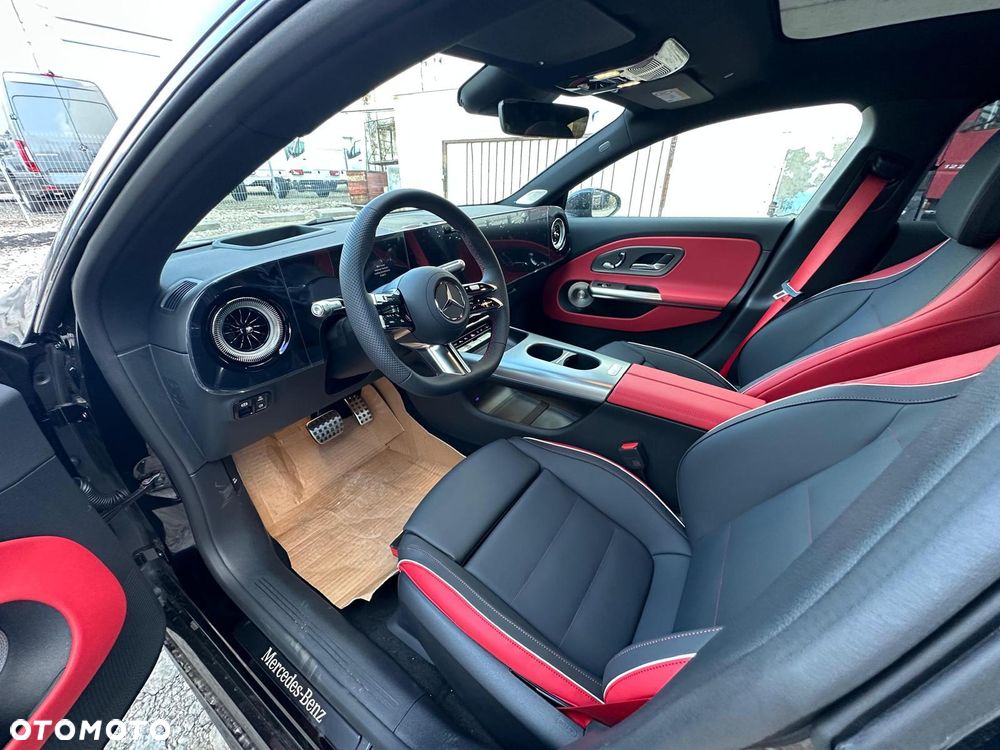 Mercedes-Benz CLA 200 mHEV 8G-DCT - 6