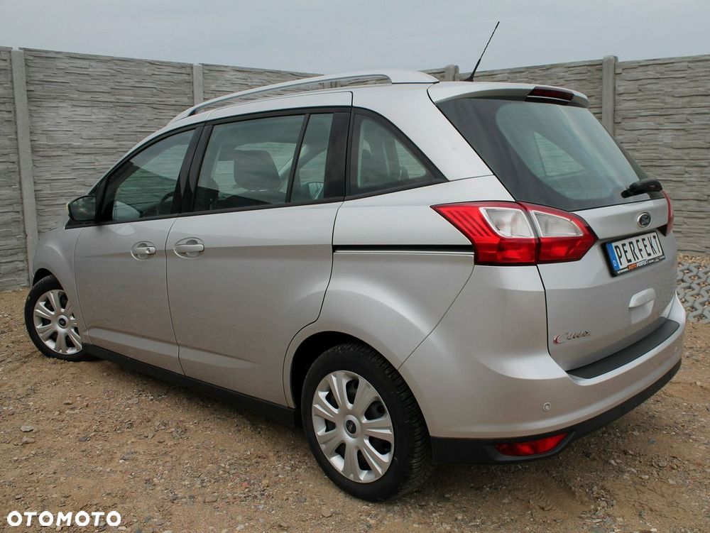 Ford Grand C-Max 2016 photo 5