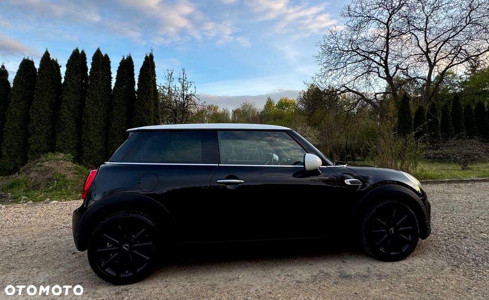 MINI ONE - 10