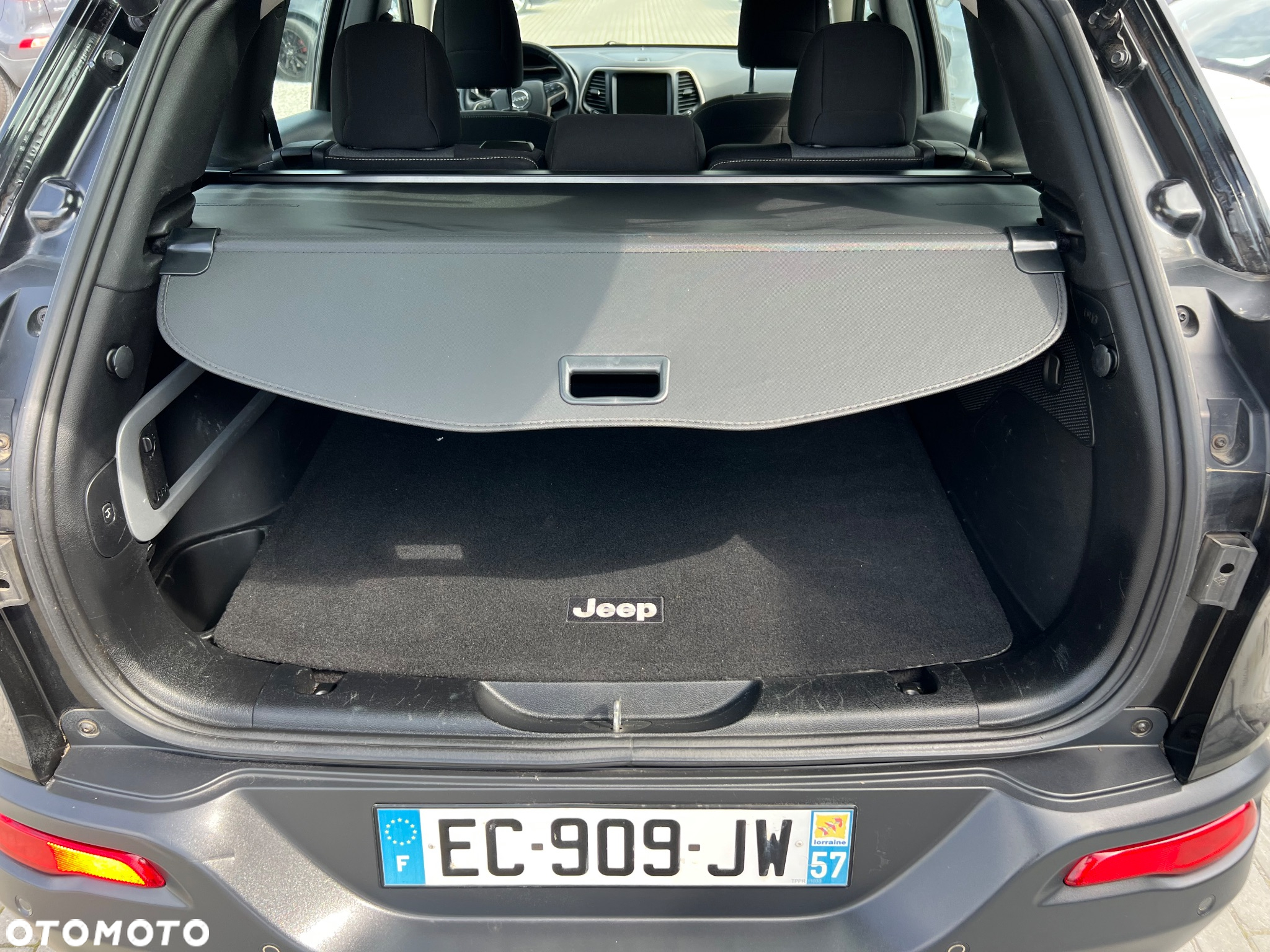 Jeep Cherokee 2.0 MJD Active Drive I Longitude - 8