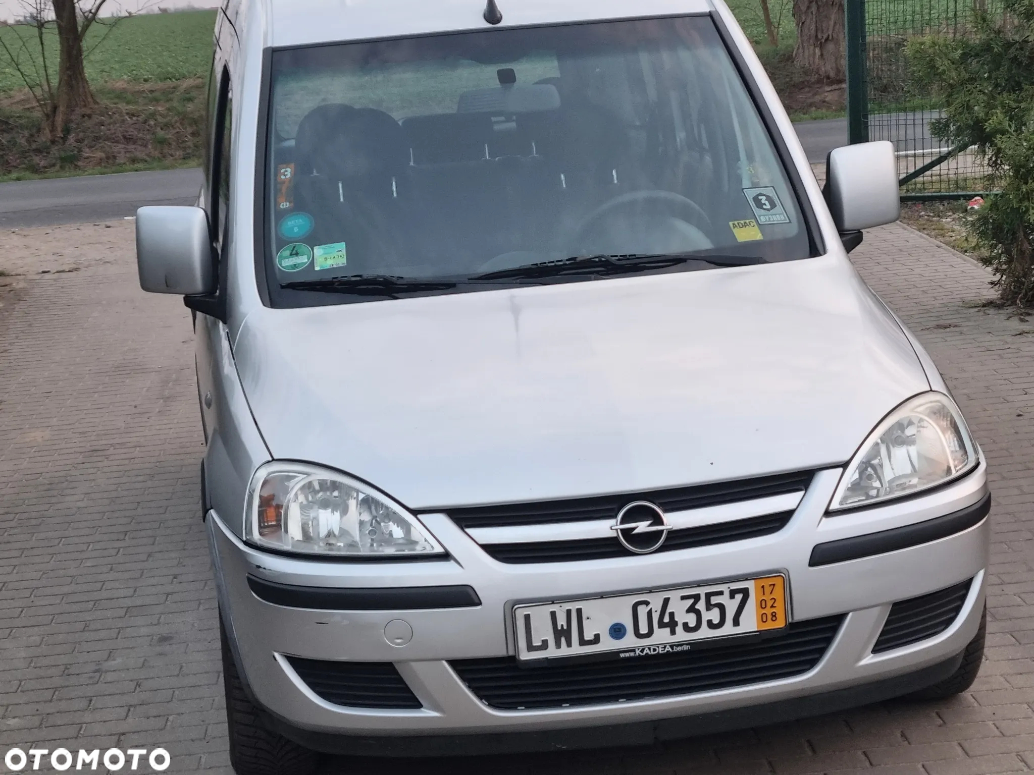Opel Combo Tour 1.6 CNG Cosmo - 3