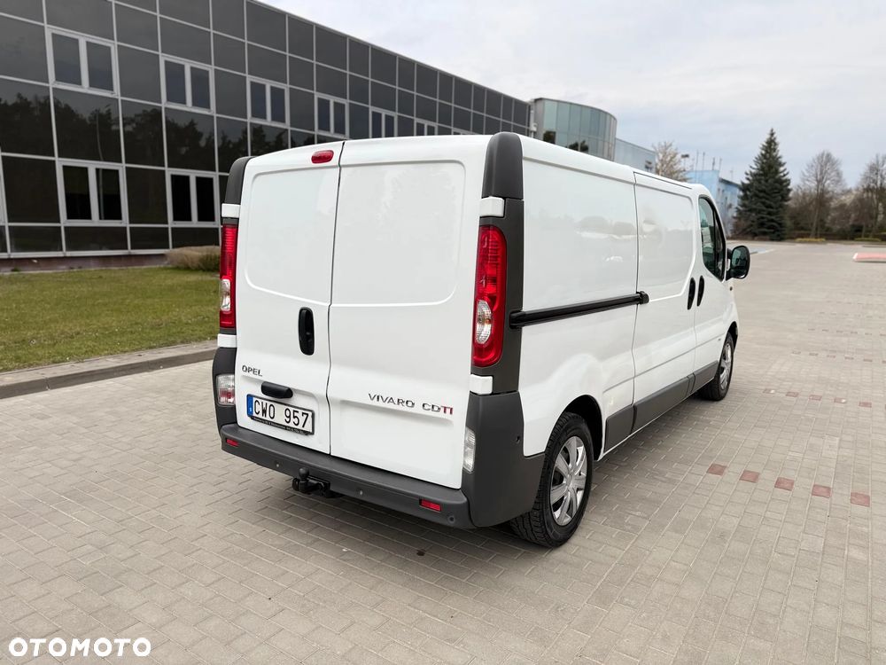 Opel Vivaro - 4